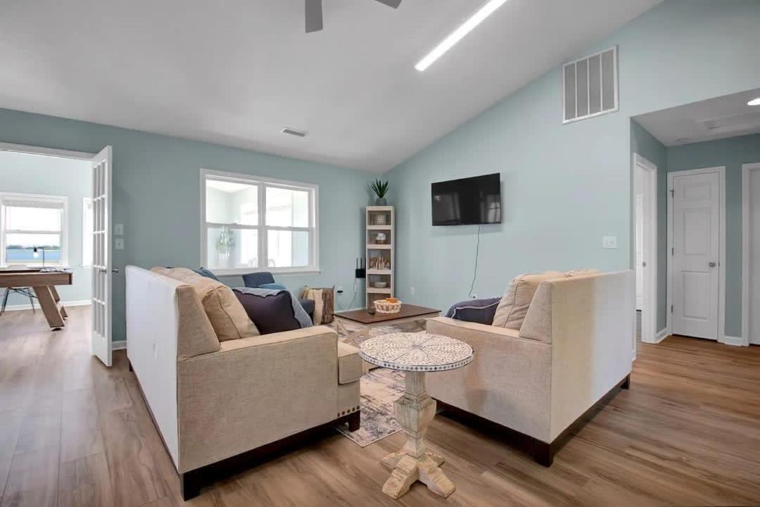 Surf City Serene Waterfront Vacation Home Eksteriør bilde
