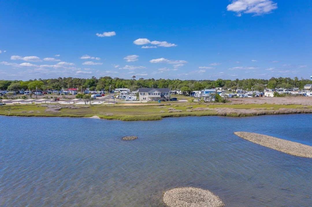 Surf City Serene Waterfront Vacation Home Eksteriør bilde